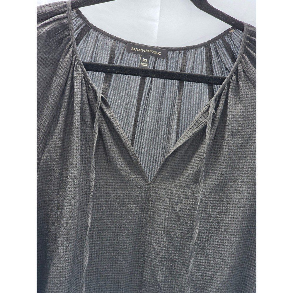 Banana Republic Black Tiered Mini Dress V-Neck Tie 3/4 Sleeve Textured XS - Picture 3 of 8